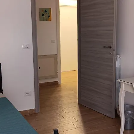 게스트하우스 Rosa 3*